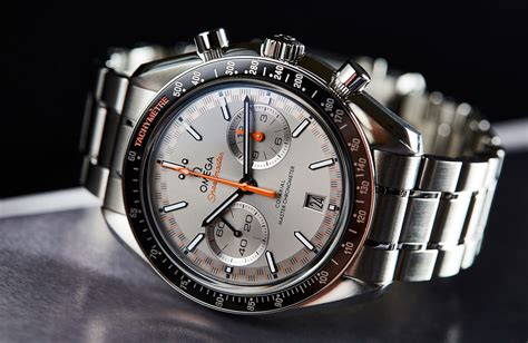 omega speedmaster racing chronometer